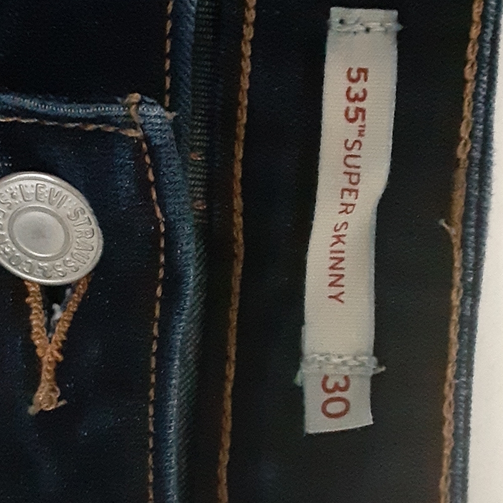 Jeans - Picture 2 of 4